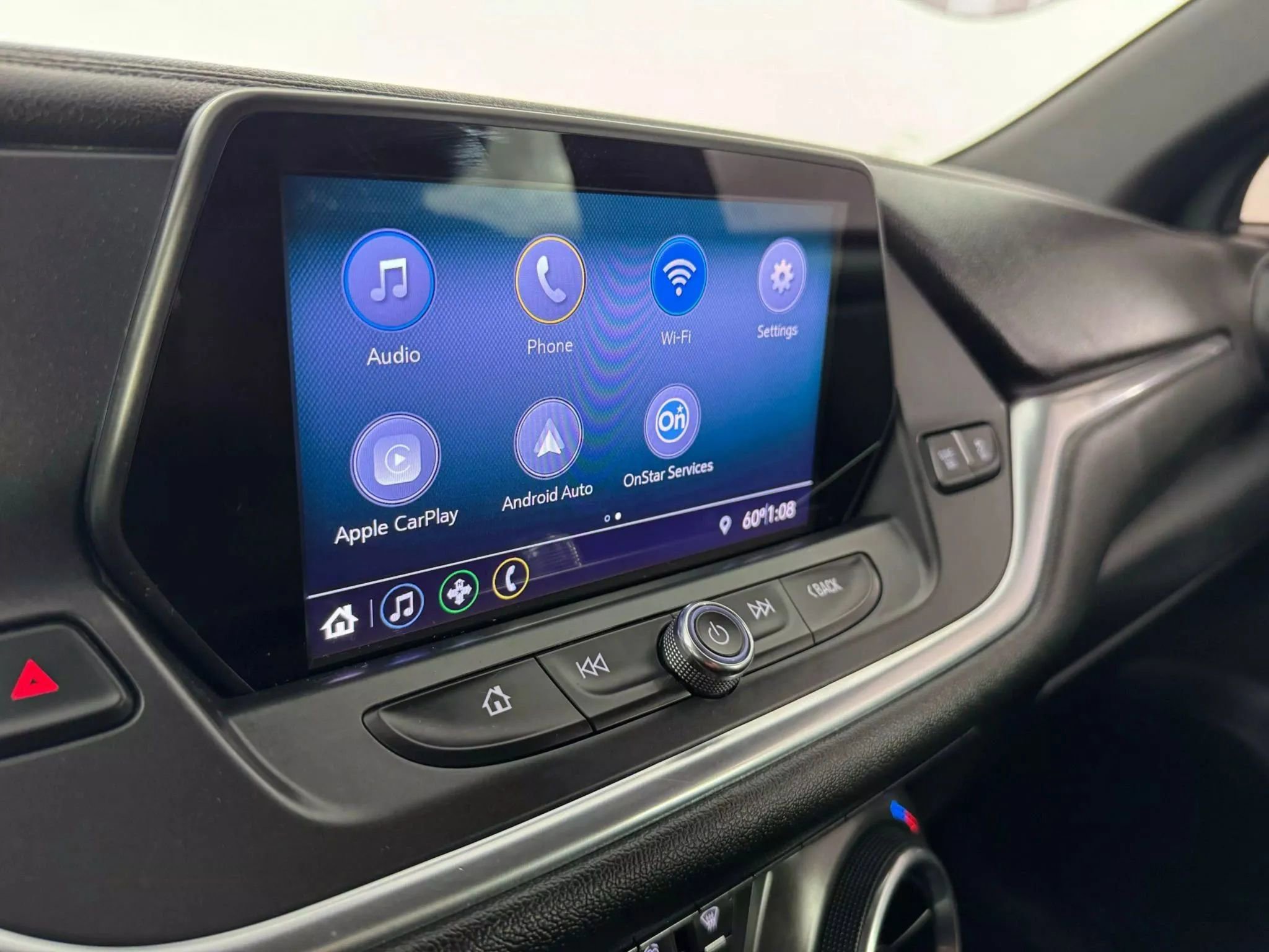 Used 2020 Chevrolet Blazer LT FWD image 23