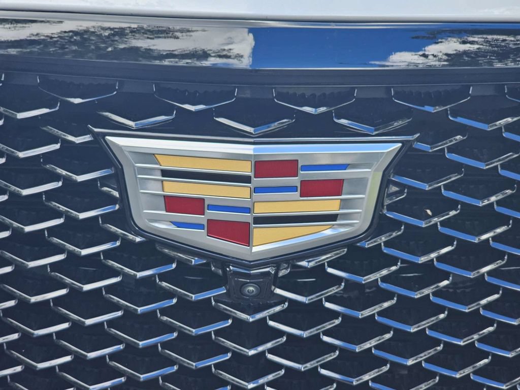 Certified 2025 Cadillac Escalade ESV Sport Platinum w/ LPO, Floor Liner Package AWD/4WD image 10