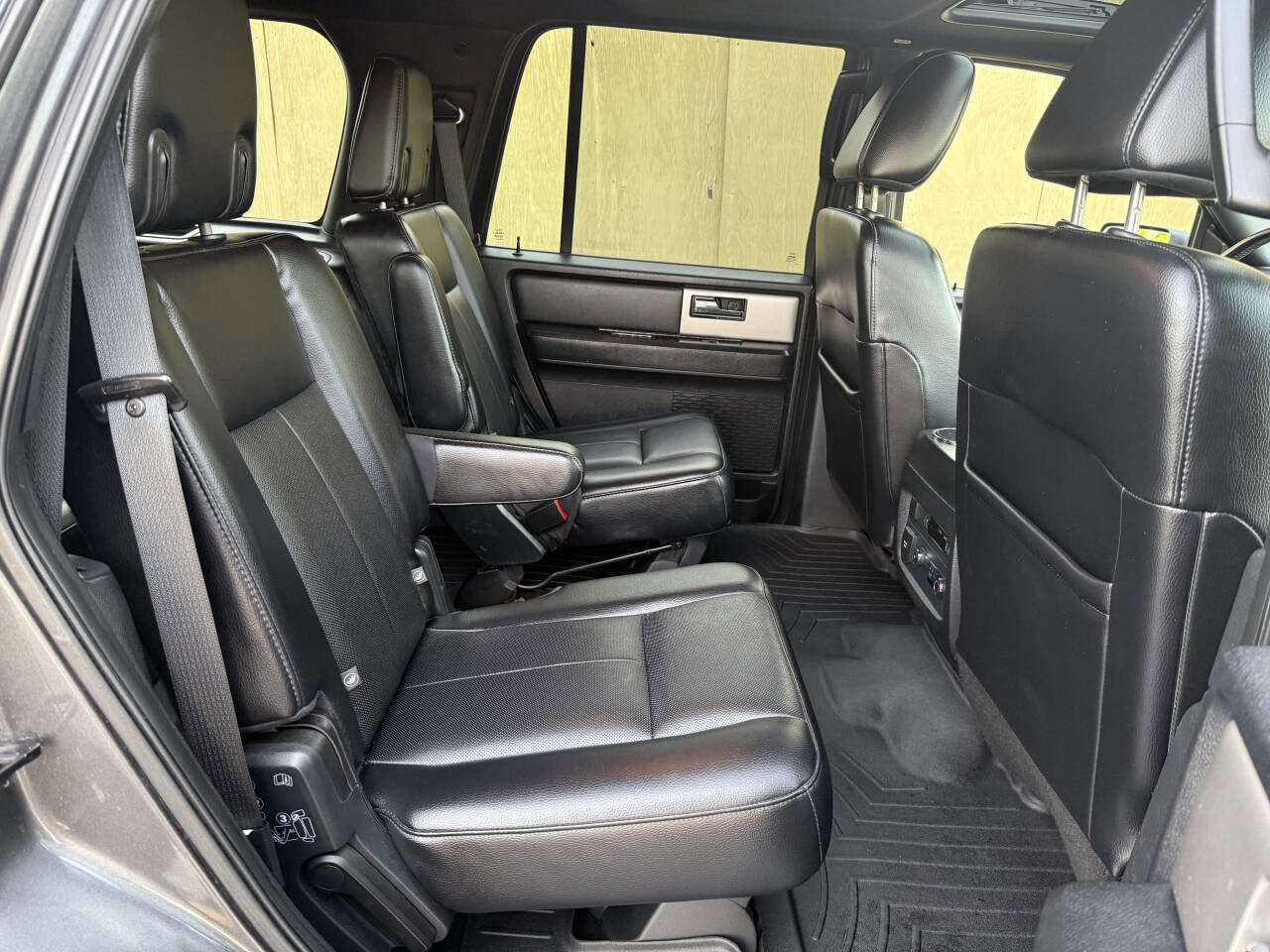 Used 2015 Ford Expedition Limited w/ Equipment Group 301A image 23
