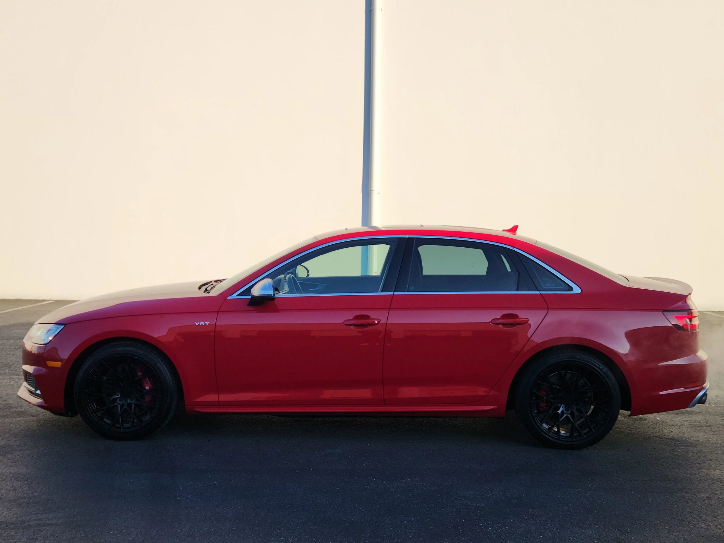 Used 2018 Audi S4 Premium Plus w/ S Sport Package image 2