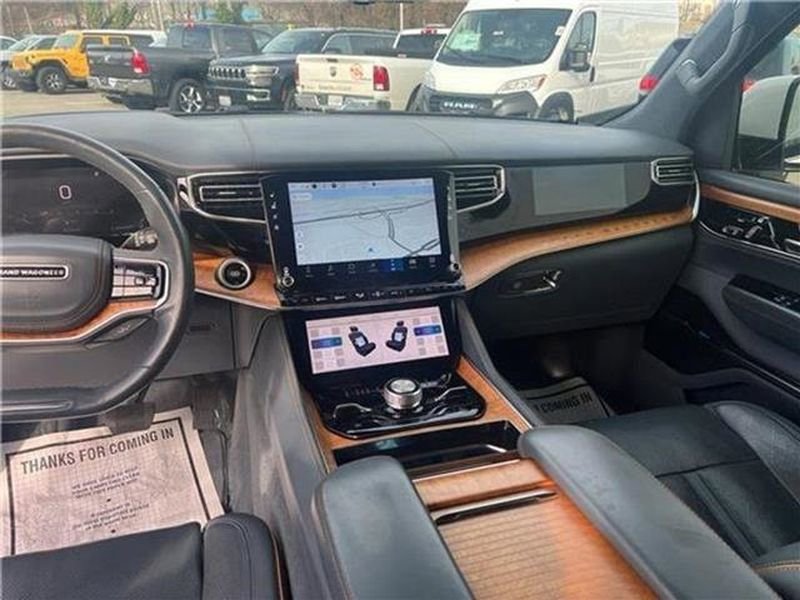 Used 2022 Jeep Grand Wagoneer Series II w/ Convenience Group III image 39