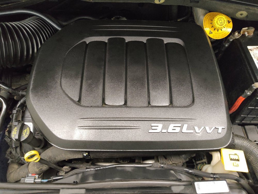 Used 2015 Dodge Grand Caravan American Value Package FWD image 30