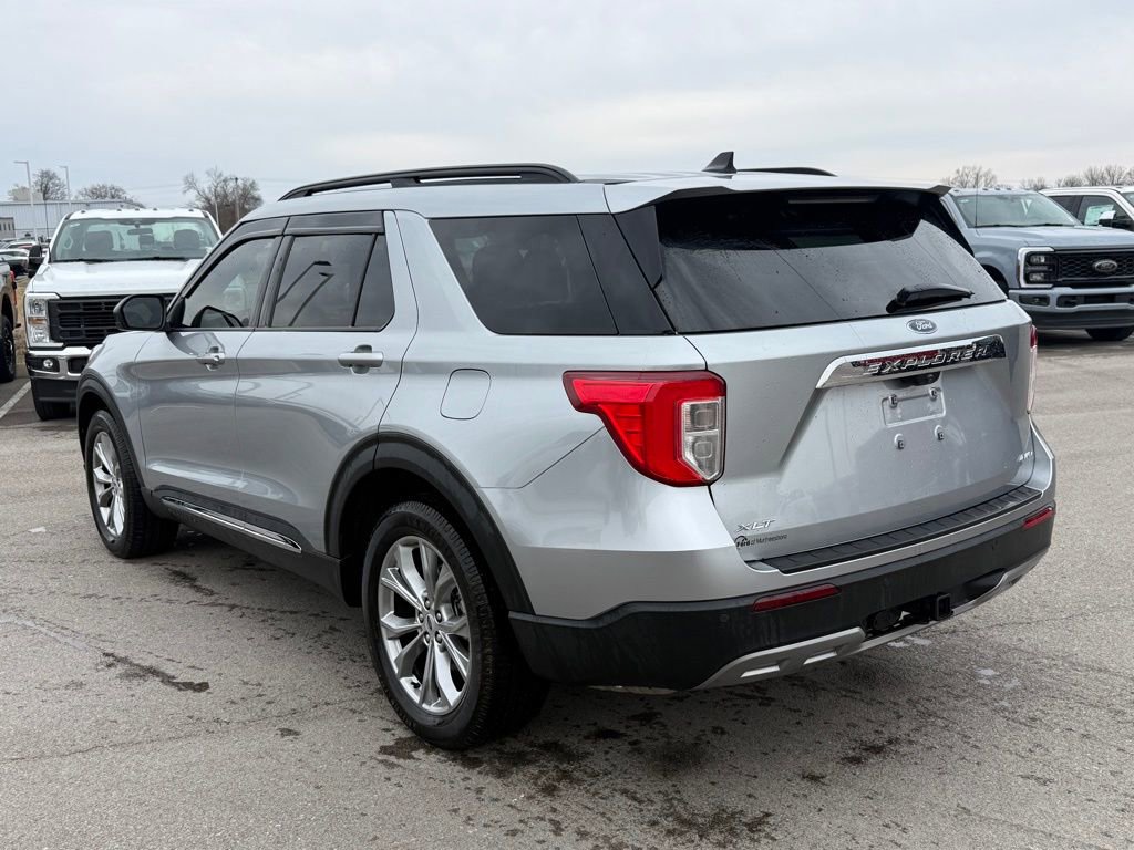 Used 2023 Ford Explorer XLT w/ Equipment Group 202A image 22