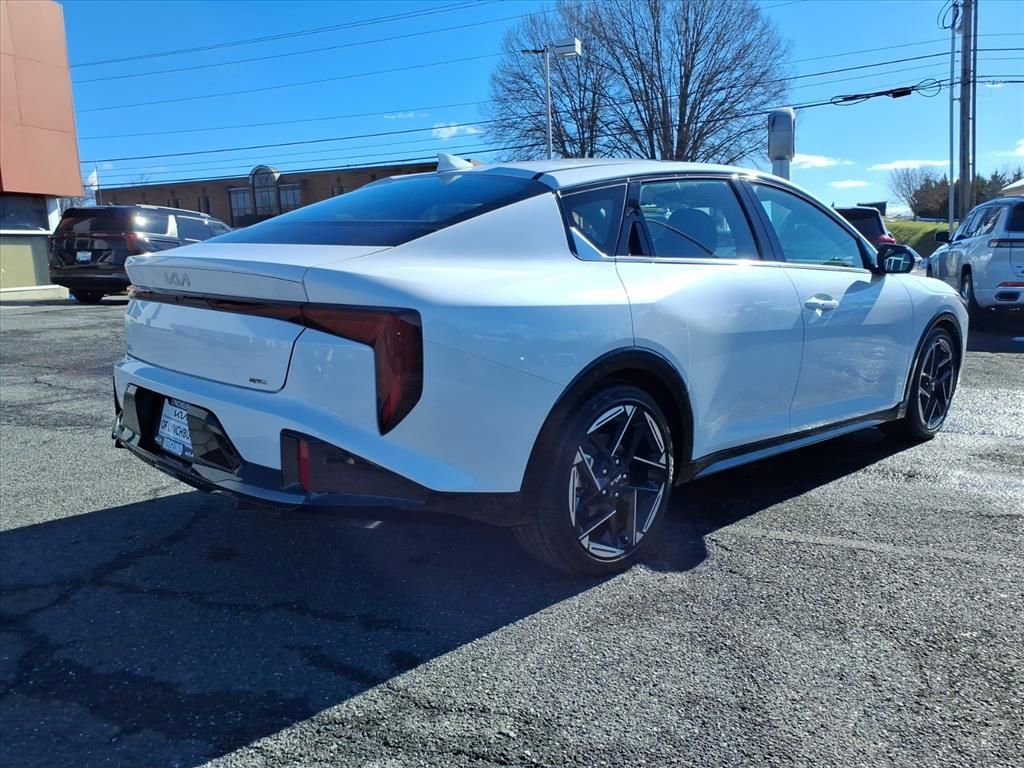 New 2025 Kia K4 GT-Line w/ GT-Line Premium Package image 4