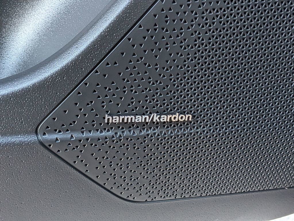 Certified 2024 Kia Niro SX Touring image 12