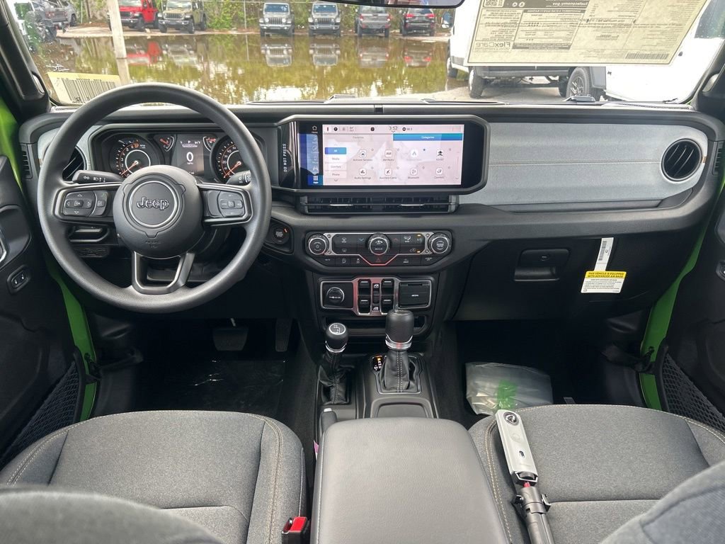 New 2026 Jeep Gladiator Sport AWD/4WD image 32