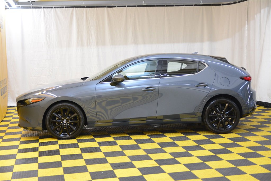 Used 2020 MAZDA MAZDA3 Hatchback w/ Premium Package image 7