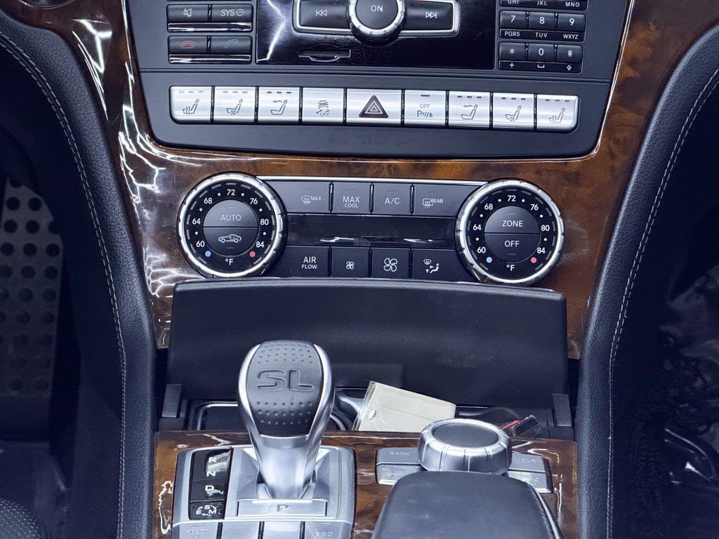 Used 2013 Mercedes-Benz SL 550 w/ Premium Pkg image 18