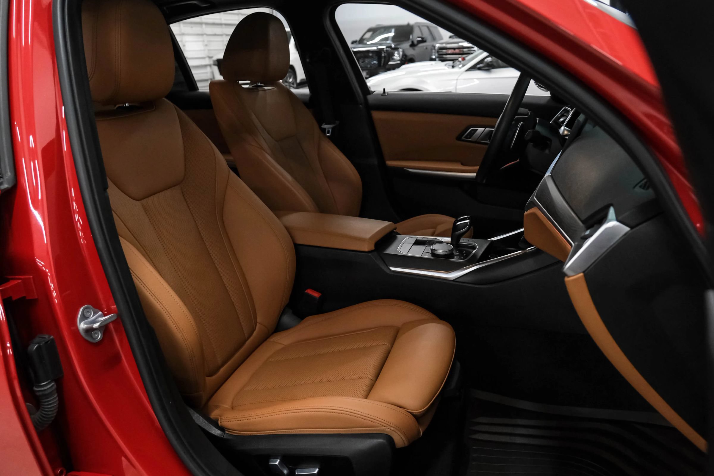 Used 2022 BMW 330i Sedan w/ Premium Package 2 RWD image 28