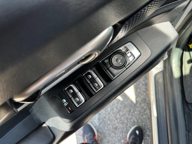 Used 2024 Kia Telluride LX FWD image 20