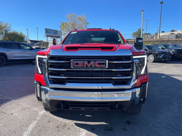New 2026 GMC Sierra 3500 SLE image 3