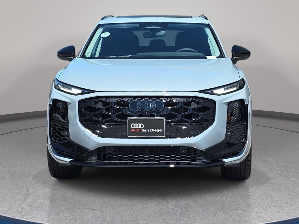 New 2026 Audi Q3 quattro 2.0T AWD/4WD image 2