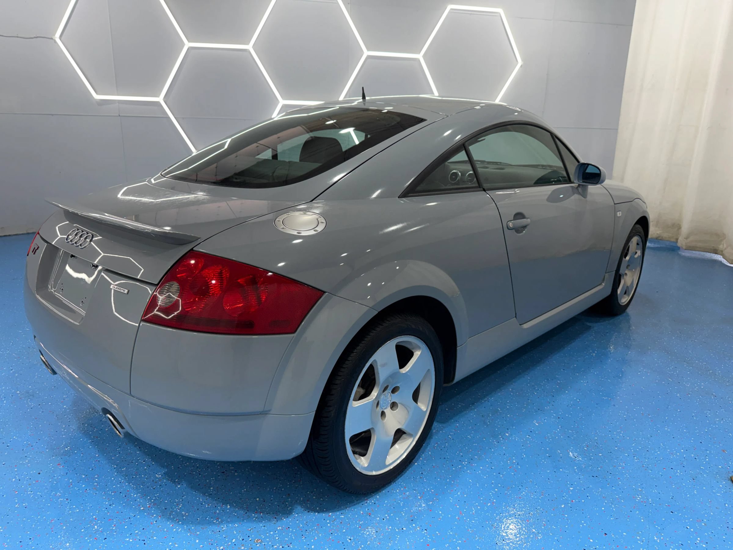Used 2001 Audi TT 1.8T AWD/4WD image 6