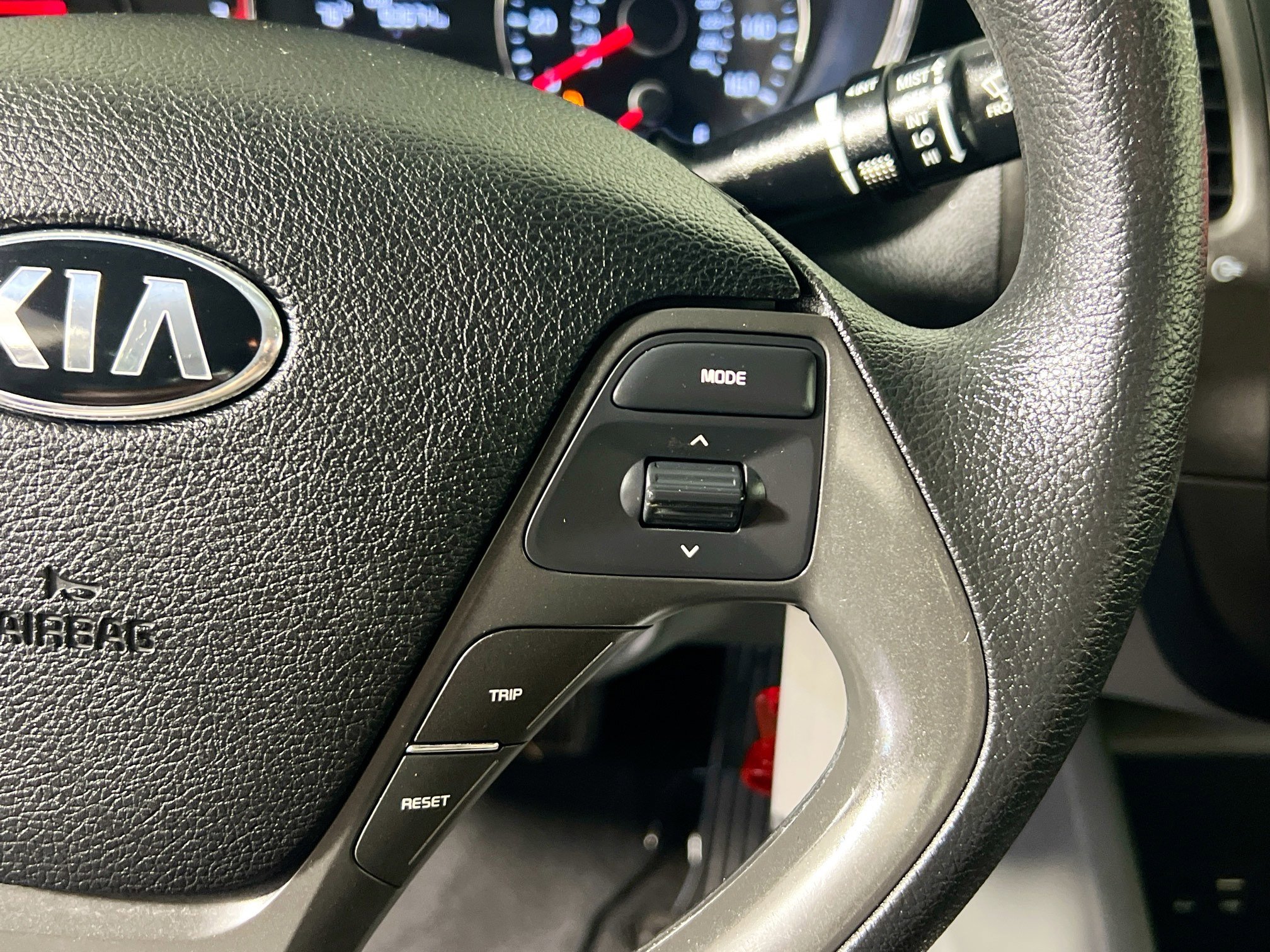 Used 2017 Kia Forte LX FWD image 18
