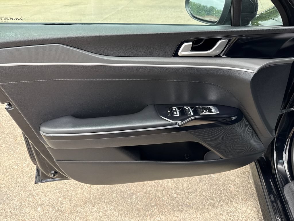 Used 2022 Kia K5 LXS FWD image 10