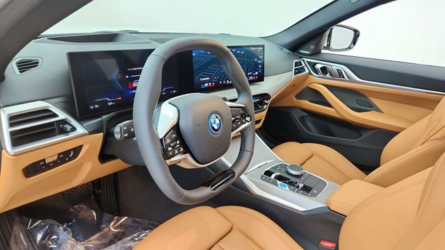 Used 2025 BMW i4 xDrive40i w/ Premium Package AWD/4WD image 19