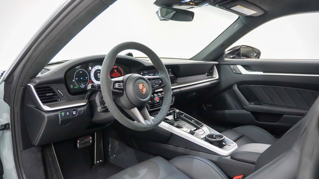 New 2026 Porsche 911 Carrera GTS image 4