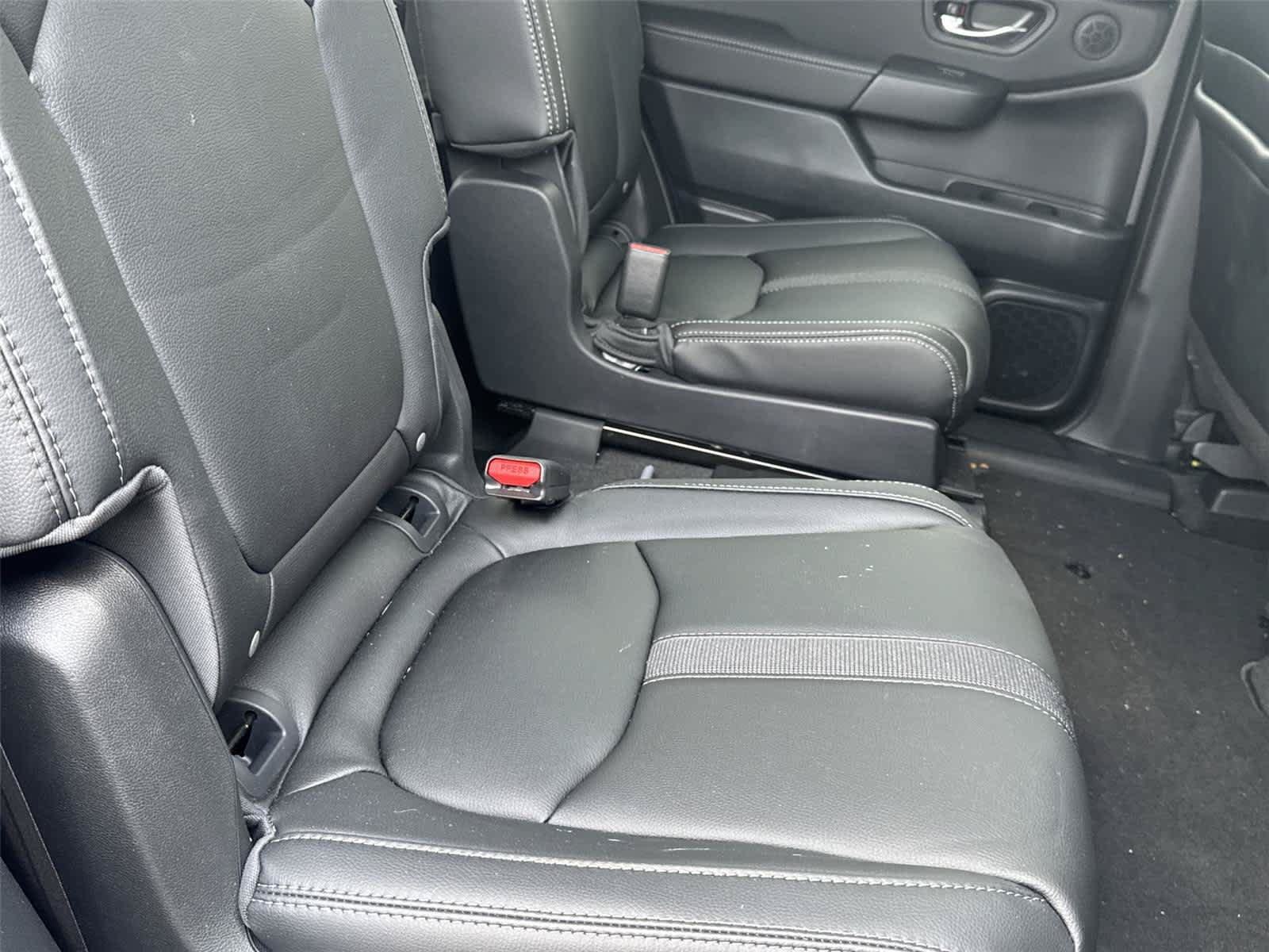 Used 2026 Honda Pilot EX-L image 16