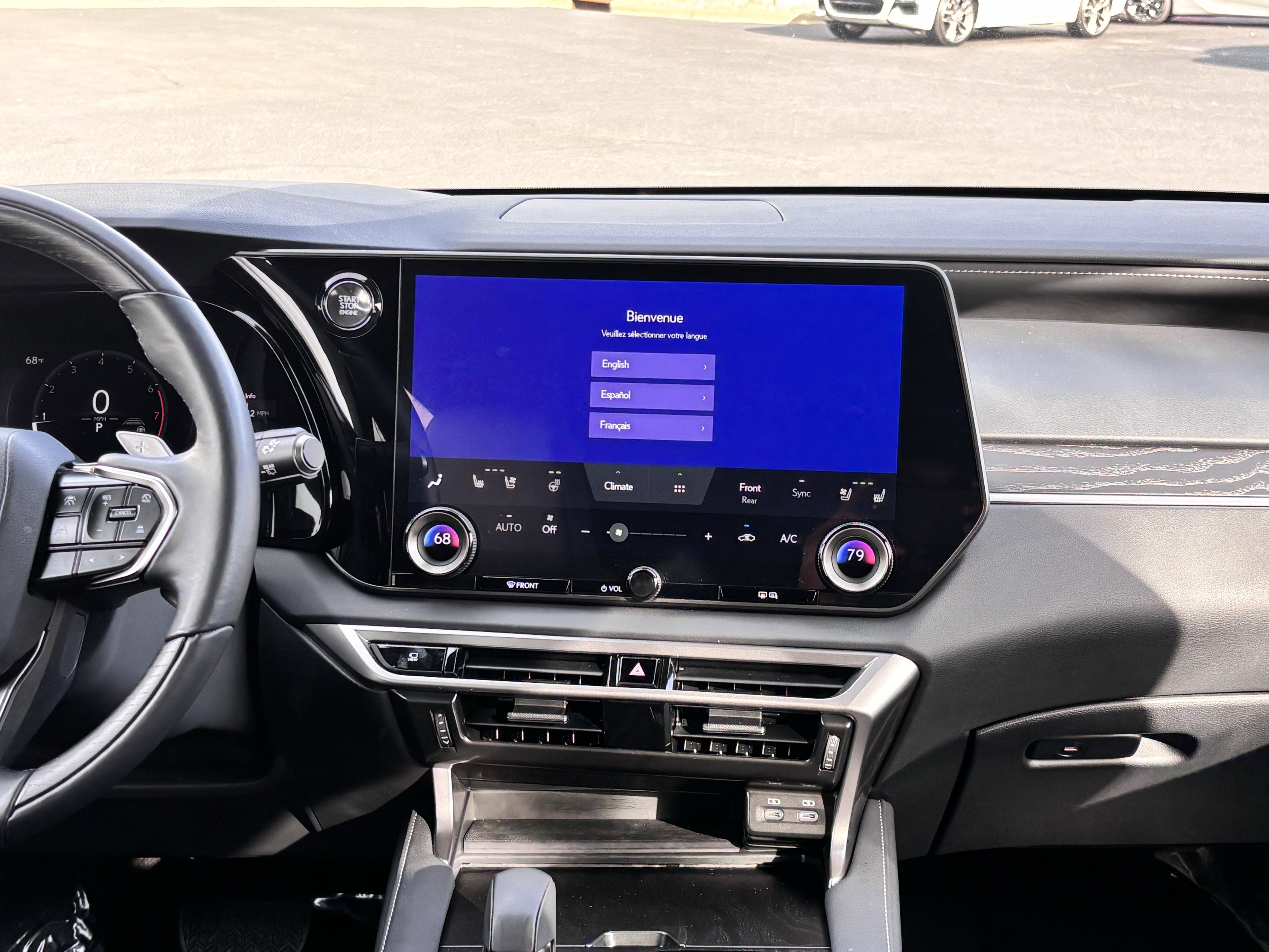 Used 2025 Lexus RX 350 Premium w/ Accessory Package (Z1) image 31