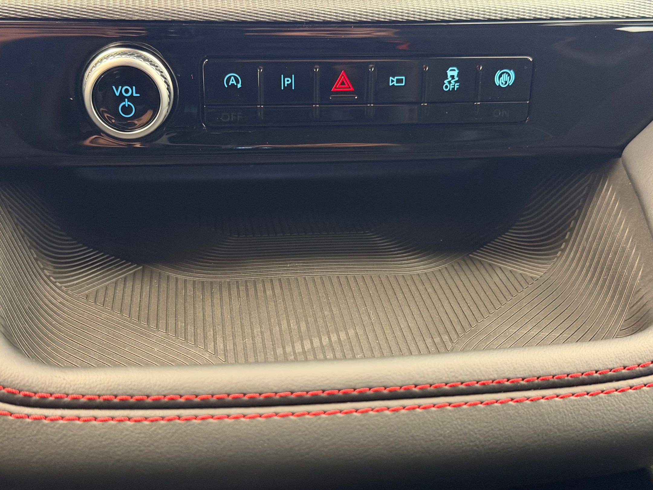 New 2026 Ford Explorer ST w/ Sun And Sound Package image 28