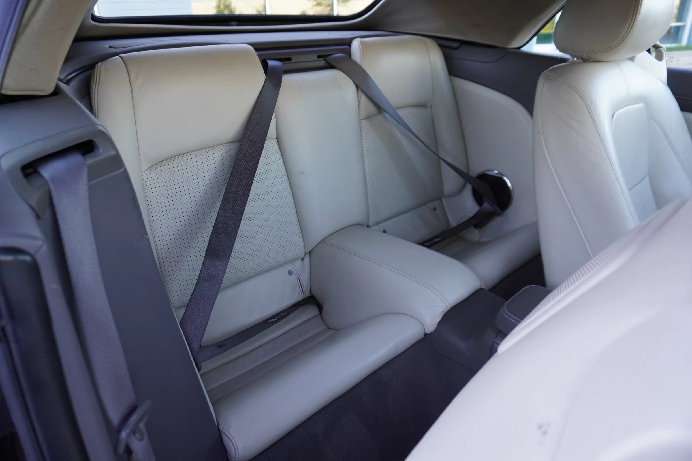 Used 2012 Jaguar XK Convertible RWD image 11