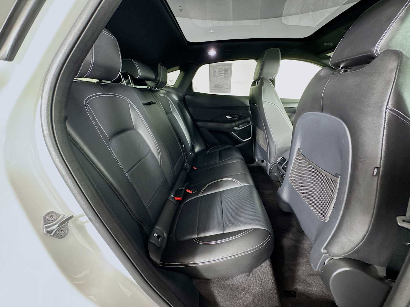 Used 2024 Jaguar E-PACE R-Dynamic SE image 27