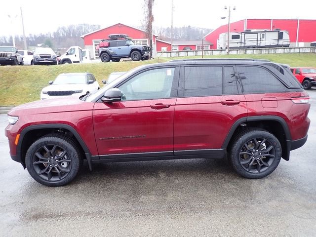 New 2025 Jeep Grand Cherokee Limited w/ MOPAR Finishing Package image 2