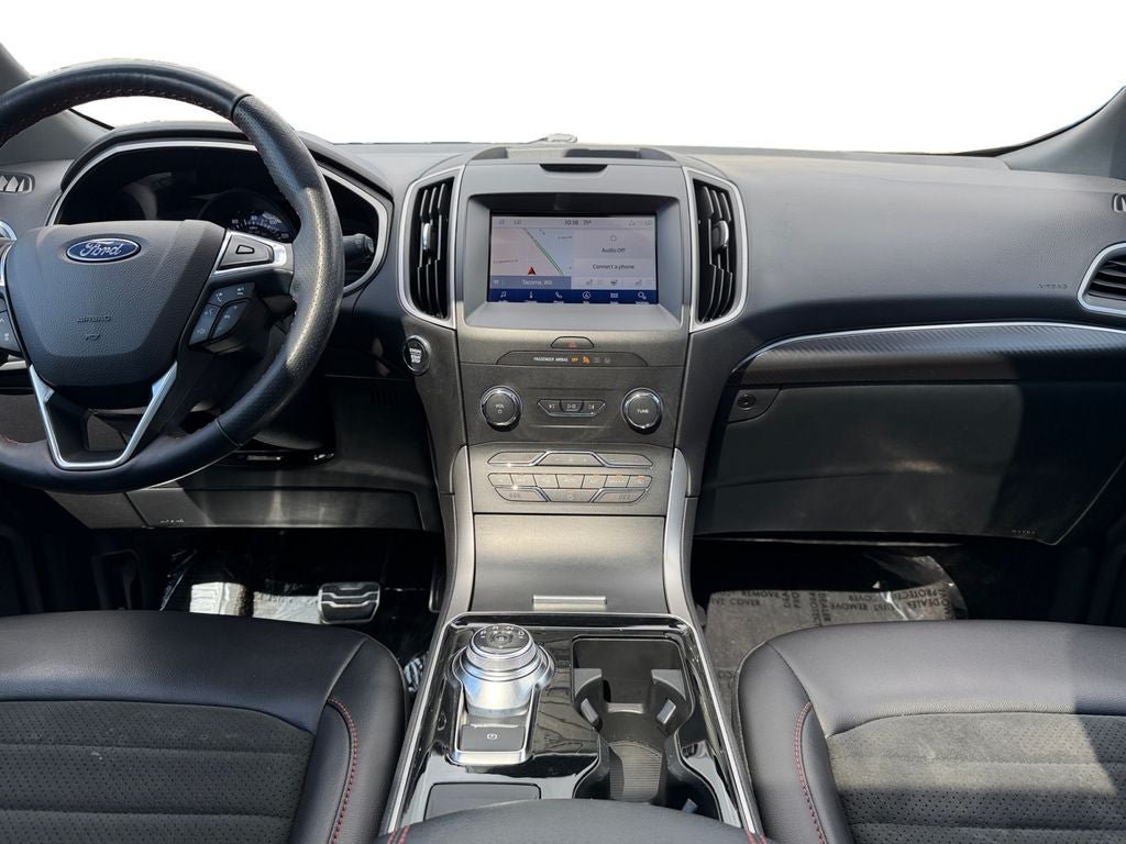 Used 2020 Ford Edge ST-Line w/ Cold Weather Package AWD/4WD image 12