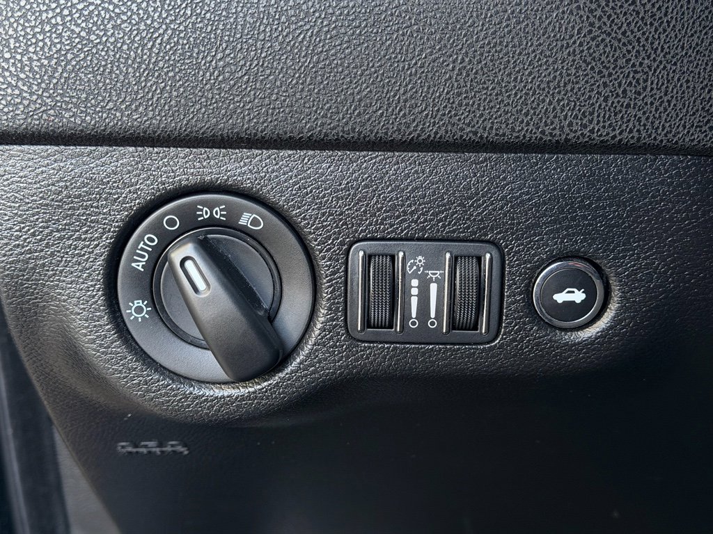 Used 2023 Dodge Charger GT image 32