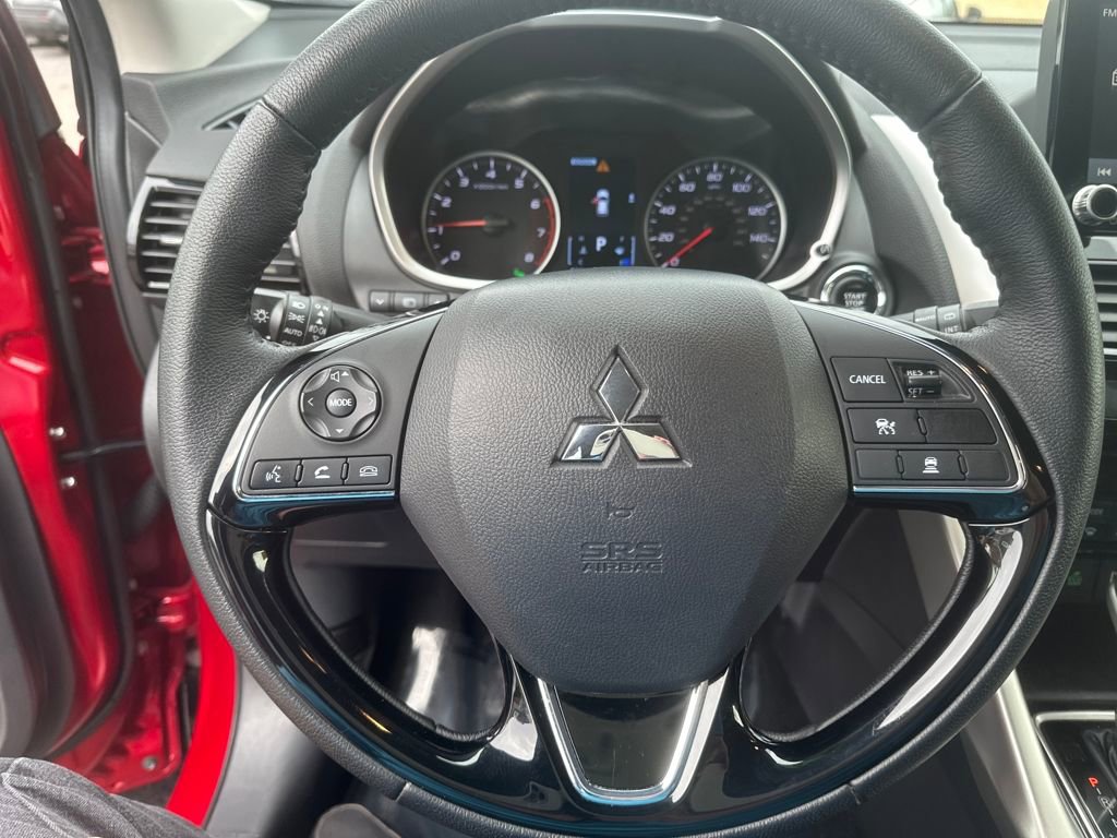 Used 2025 Mitsubishi Eclipse Cross SE image 14