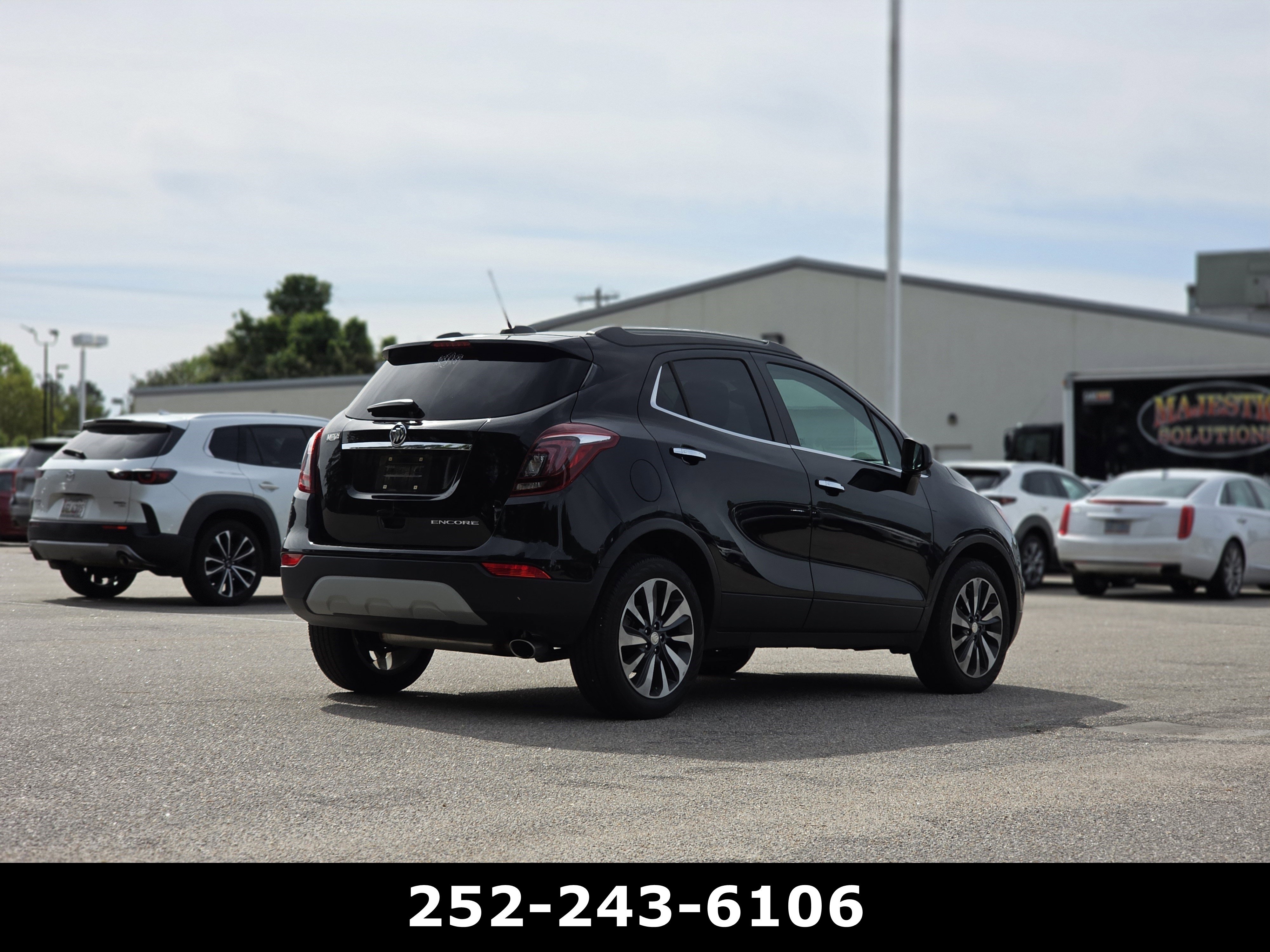 Used 2022 Buick Encore Preferred w/ Safety Package image 7