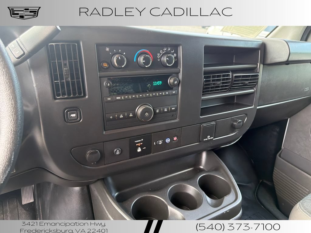 Used 2025 GMC Savana 2500 w/ Driver Convenience Package RWD image 6