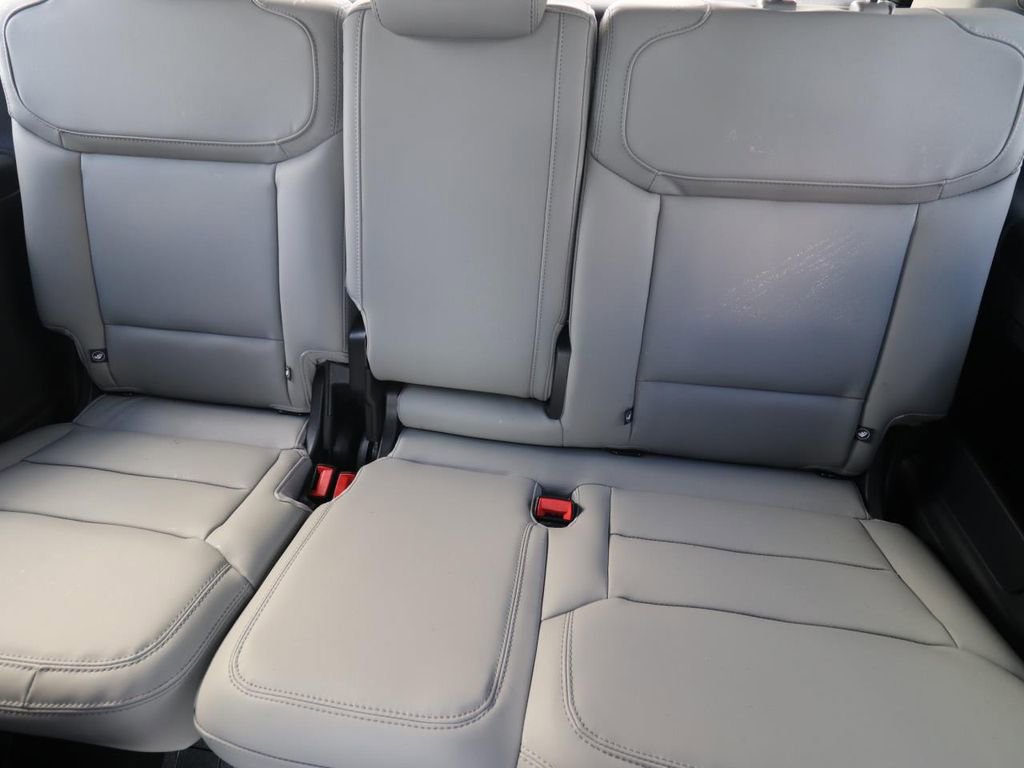 New 2026 Ford Expedition Active image 14