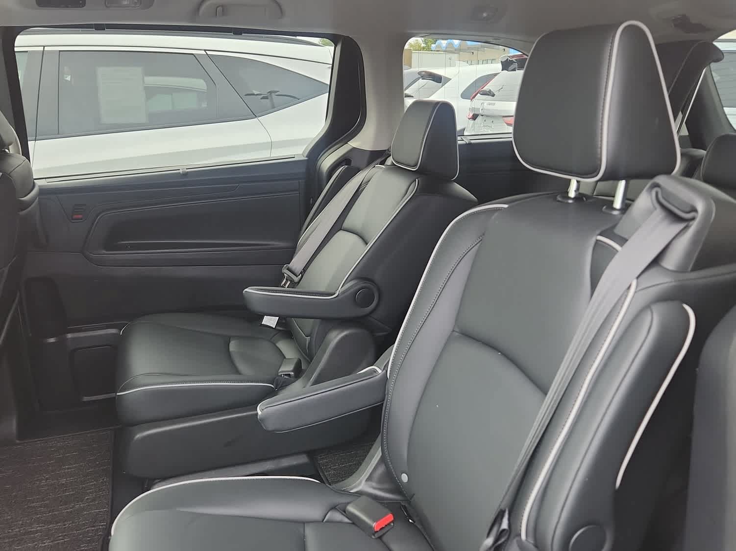 Used 2025 Honda Odyssey Touring image 21