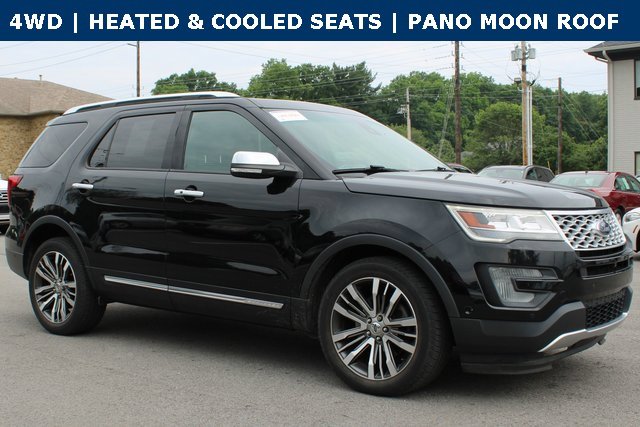 Used 2017 Ford Explorer Platinum image 2