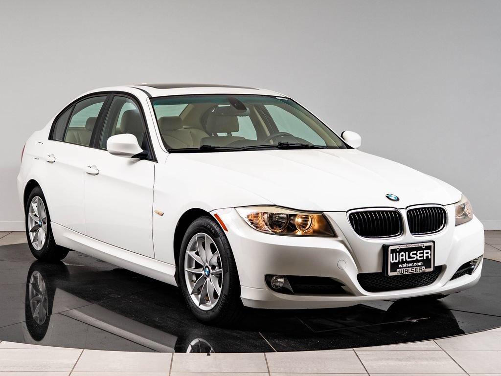 Used 2010 BMW 328i Sedan RWD image 12