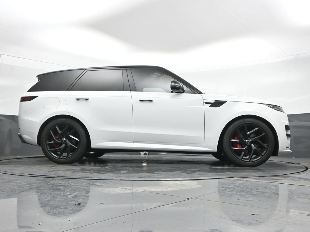 Used 2024 Land Rover Range Rover Sport Dynamic SE image 43