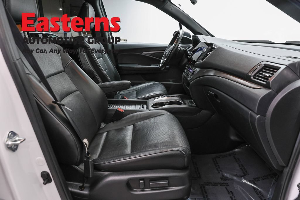 Used 2023 Honda Passport EX-L image 25
