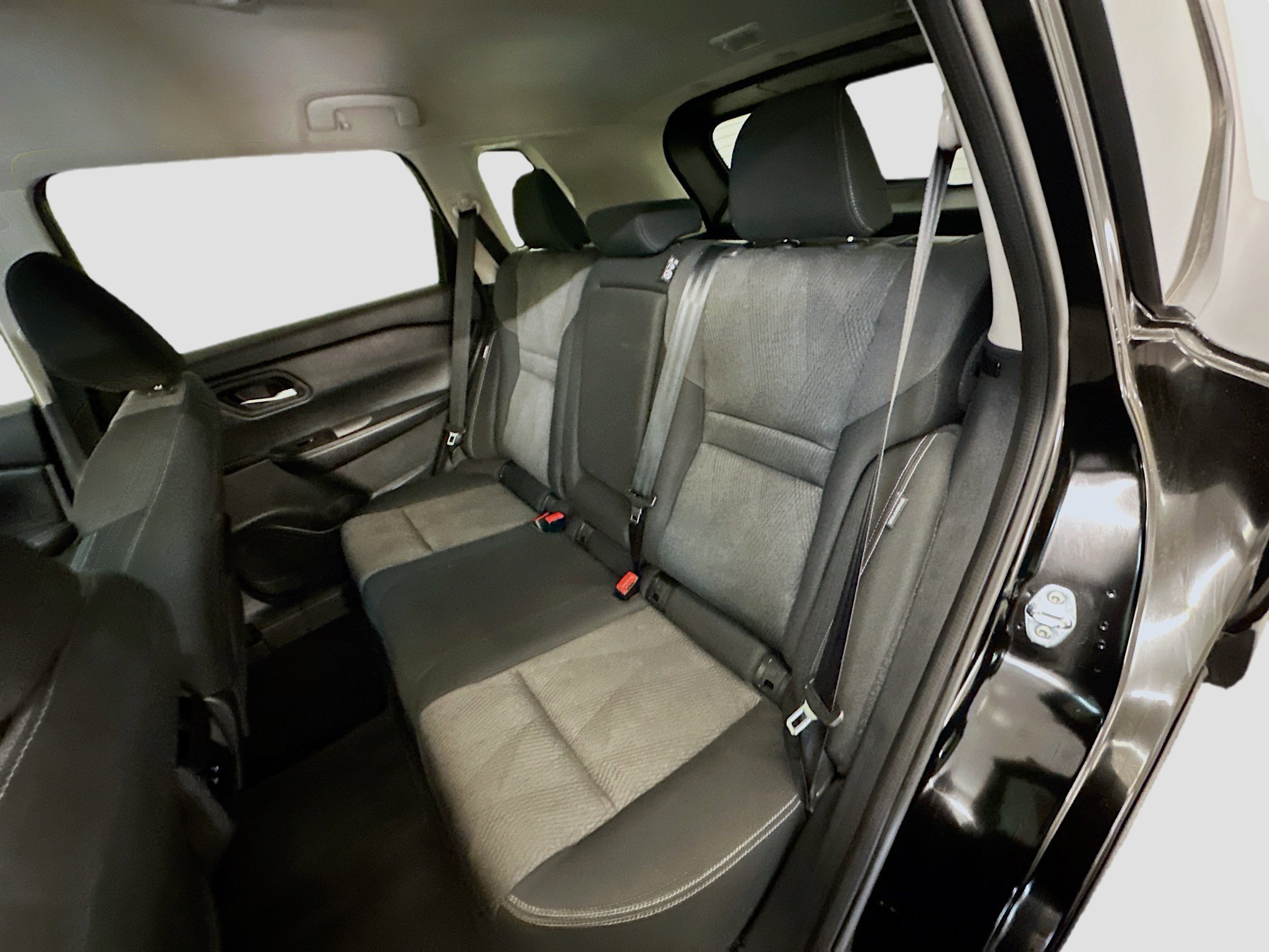 Used 2025 Nissan Rogue SV image 28