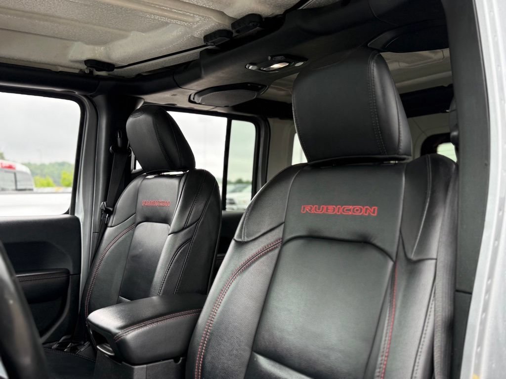 Used 2018 Jeep Wrangler Unlimited Rubicon w/ Uconnect 4C Nav & Sound Group AWD/4WD image 11