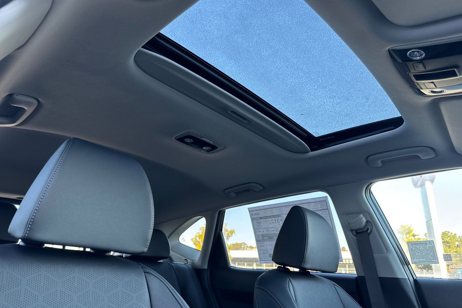 New 2026 Kia Seltos EX image 17