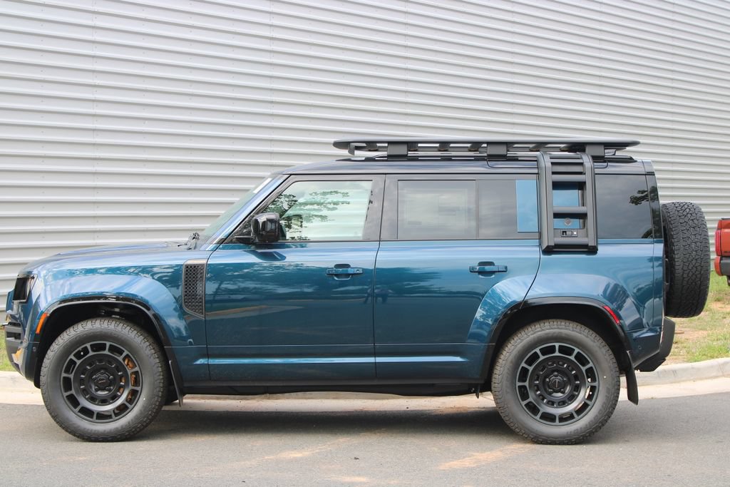 New 2026 Land Rover Defender 110 OCTA AWD/4WD image 2