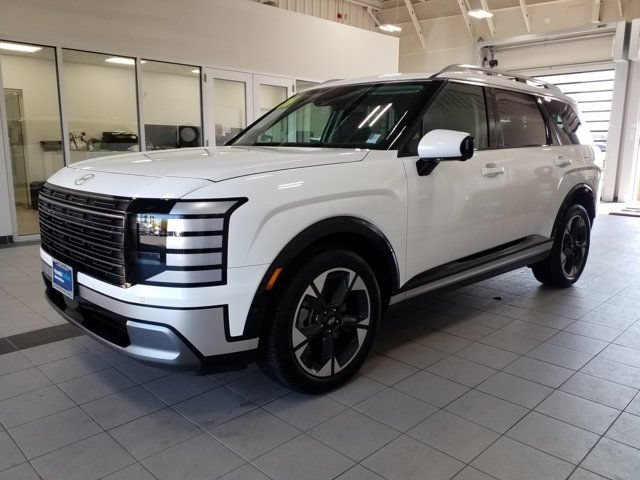 Certified 2026 Hyundai Palisade Limited AWD/4WD image 2