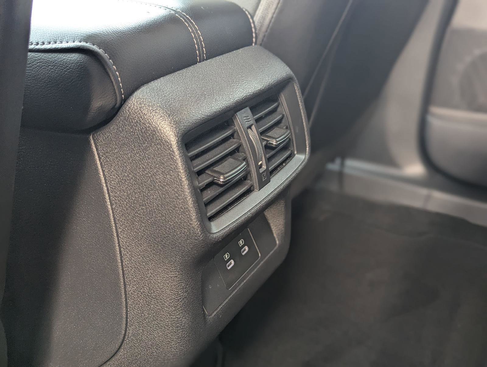 Used 2026 Nissan Murano SL AWD/4WD image 27