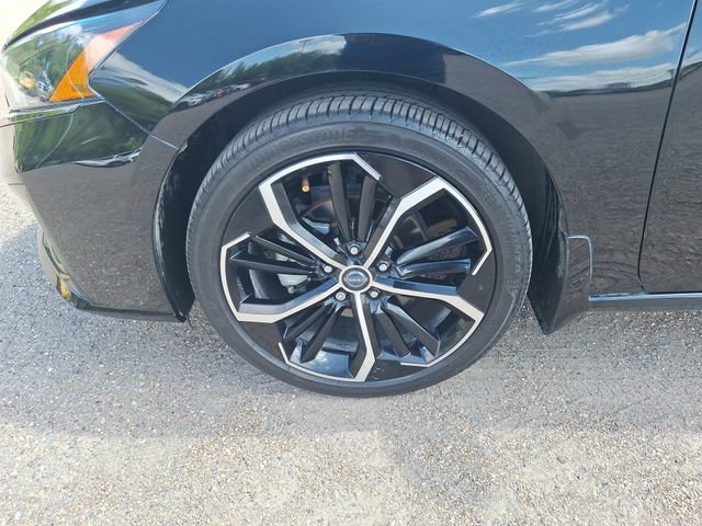 Certified 2024 Nissan Altima 2.5 SR w/ SR Premium Package FWD image 16