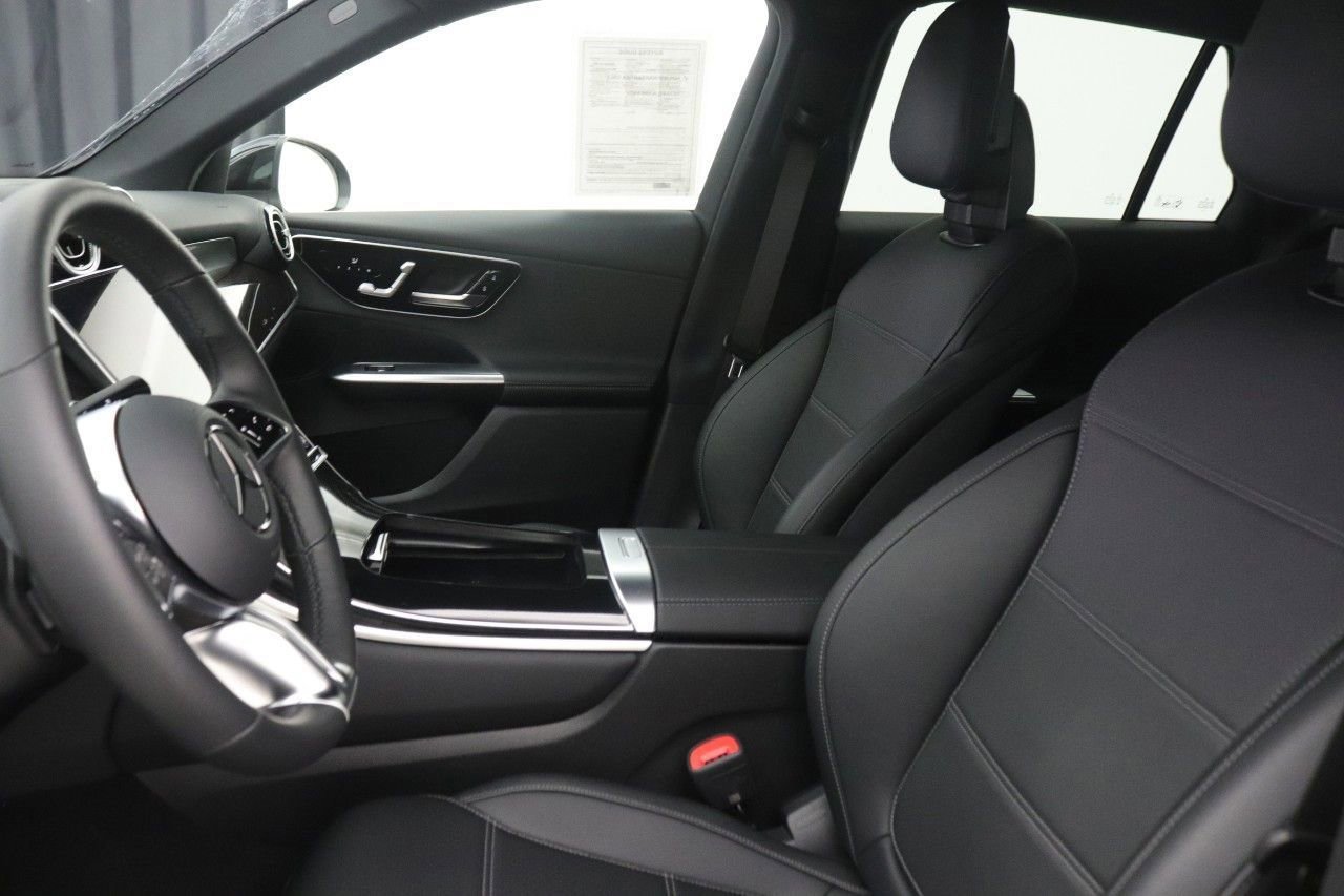Certified 2026 Mercedes-Benz GLC 300 GLC 300 image 32