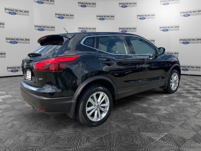 Used 2019 Nissan Rogue Sport S w/ Appearance Package AWD/4WD image 5