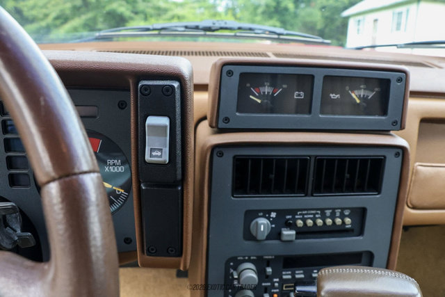 Used 1988 Pontiac Fiero GT RWD image 32
