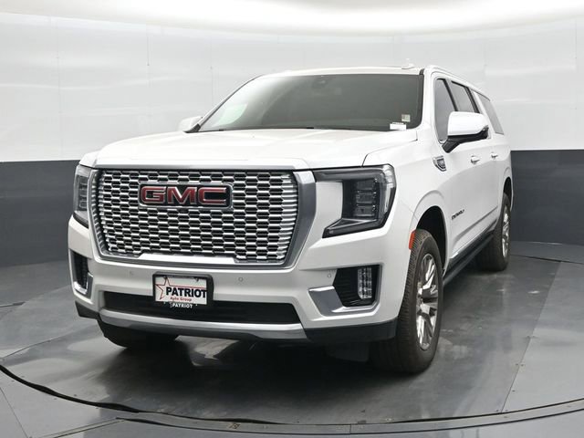 Used 2022 GMC Yukon XL Denali AWD/4WD image 8