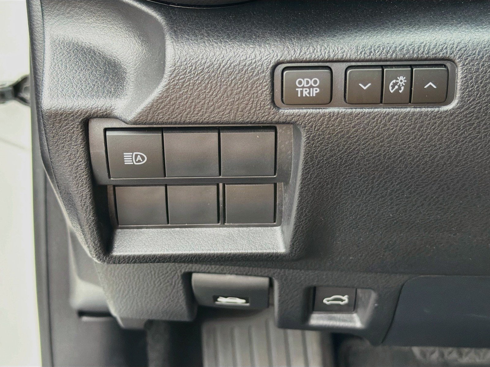 Used 2024 Lexus IS 300 w/ Comfort Package RWD image 15